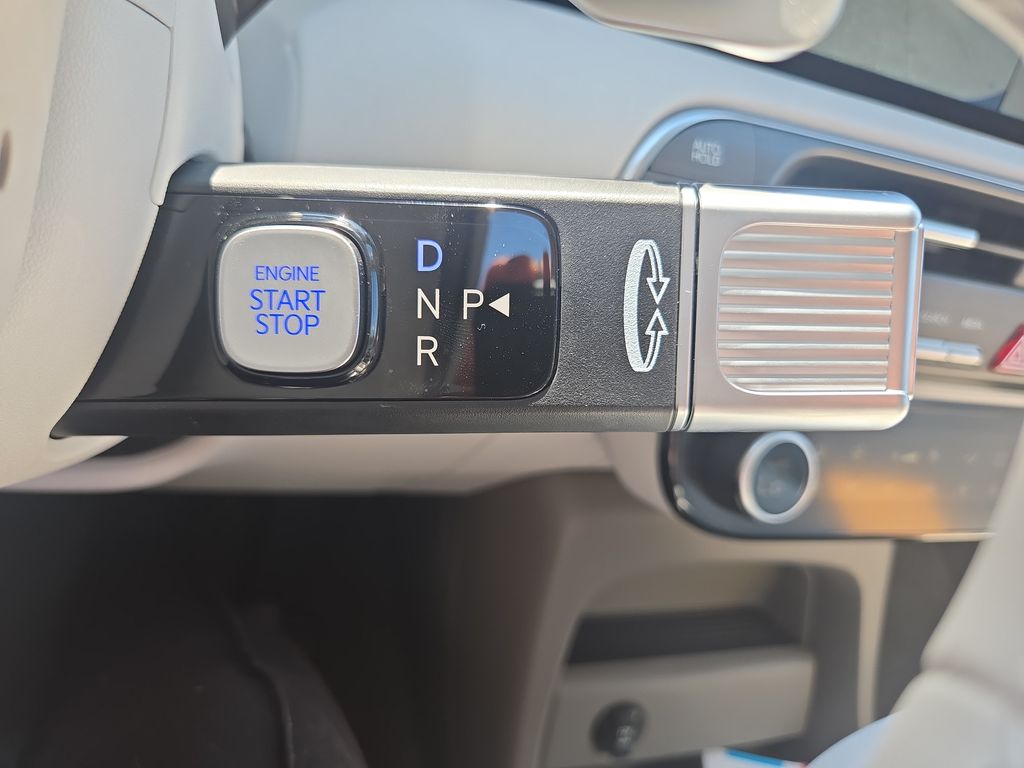 2026 Hyundai Palisade Limited - Photo 18