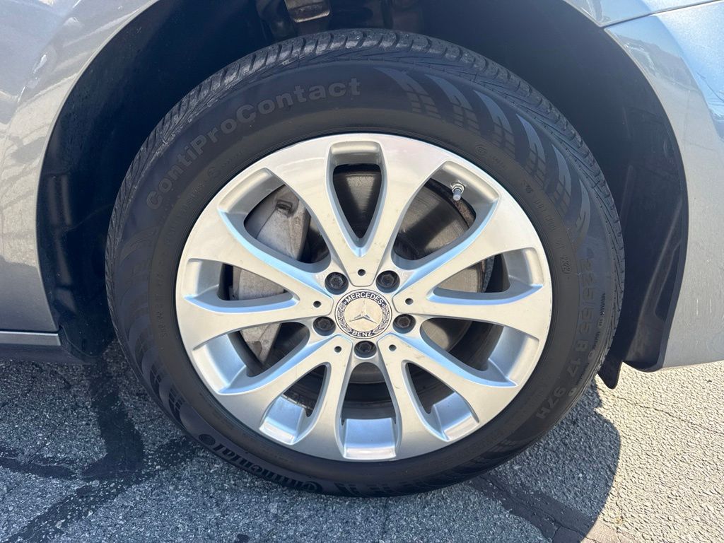 Used 2017 Brown Mercedes-Benz E 300 image 14