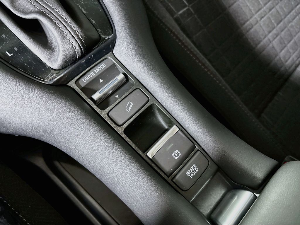 2027 Honda HR-V LX
