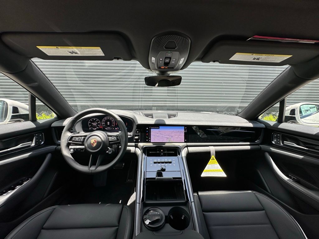 Thumbnail: 2025 Porsche Panamera - 32