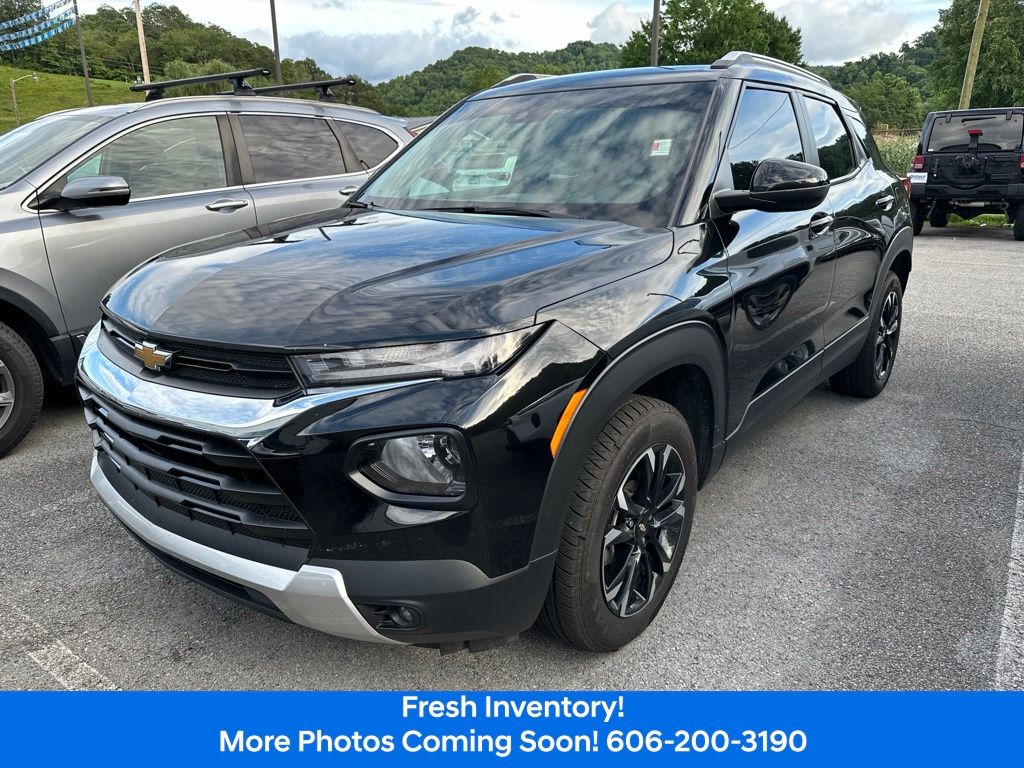 Mosaic Black Metallic 2023 Chevrolet Trailblazer SUV / Crossover Four-Wheel Drive 9-Speed Automatic