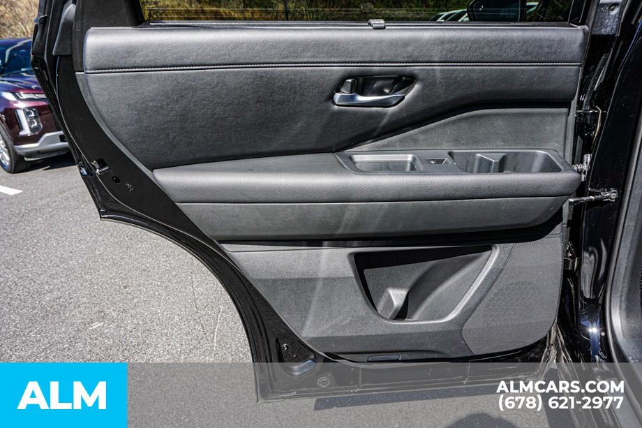 Used 2025 Black Nissan SL image 49