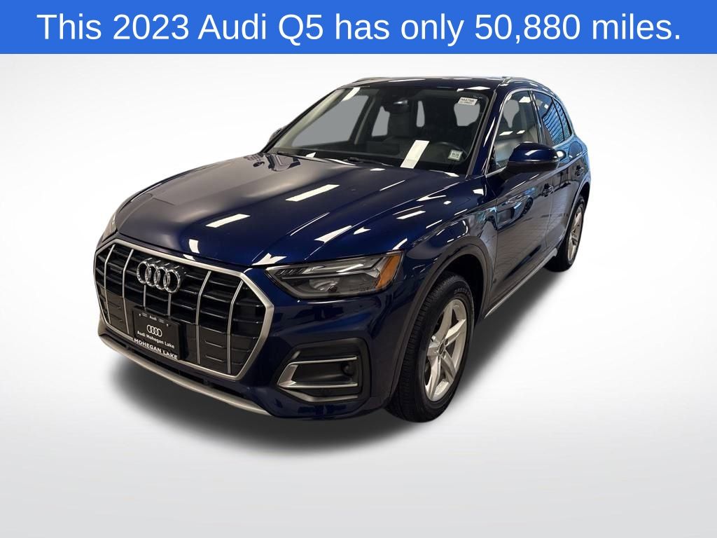 2023 Audi Q5 Premium's photo