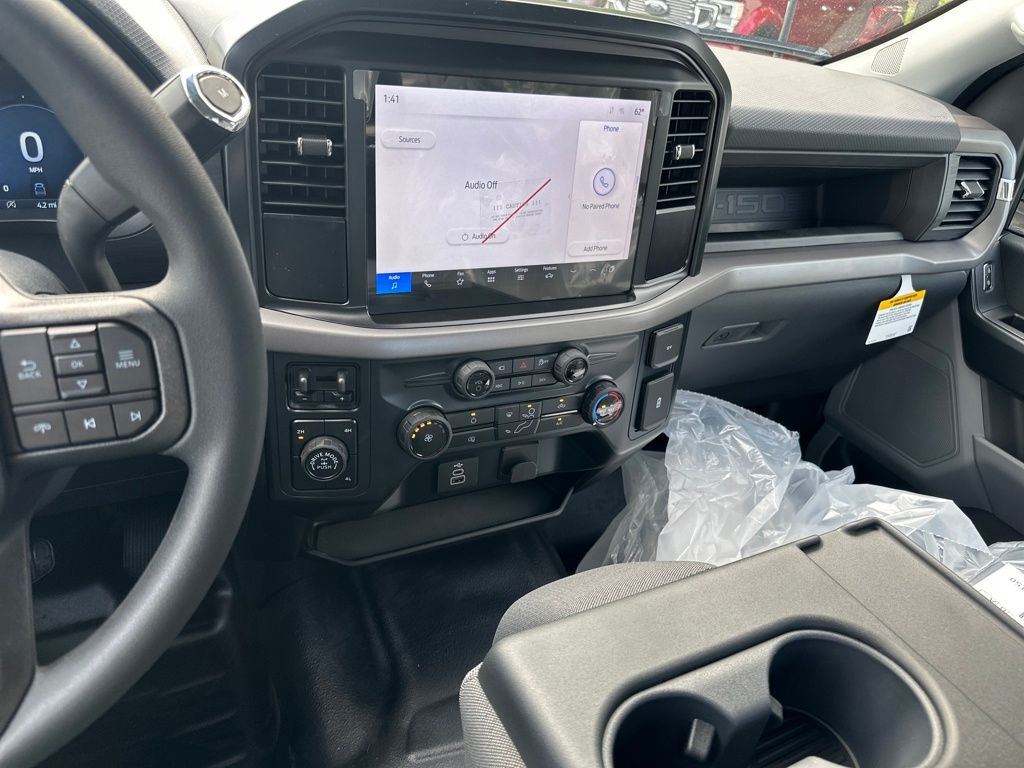 New 2025 Ford F-150 SuperCrew 5.5' Box XL