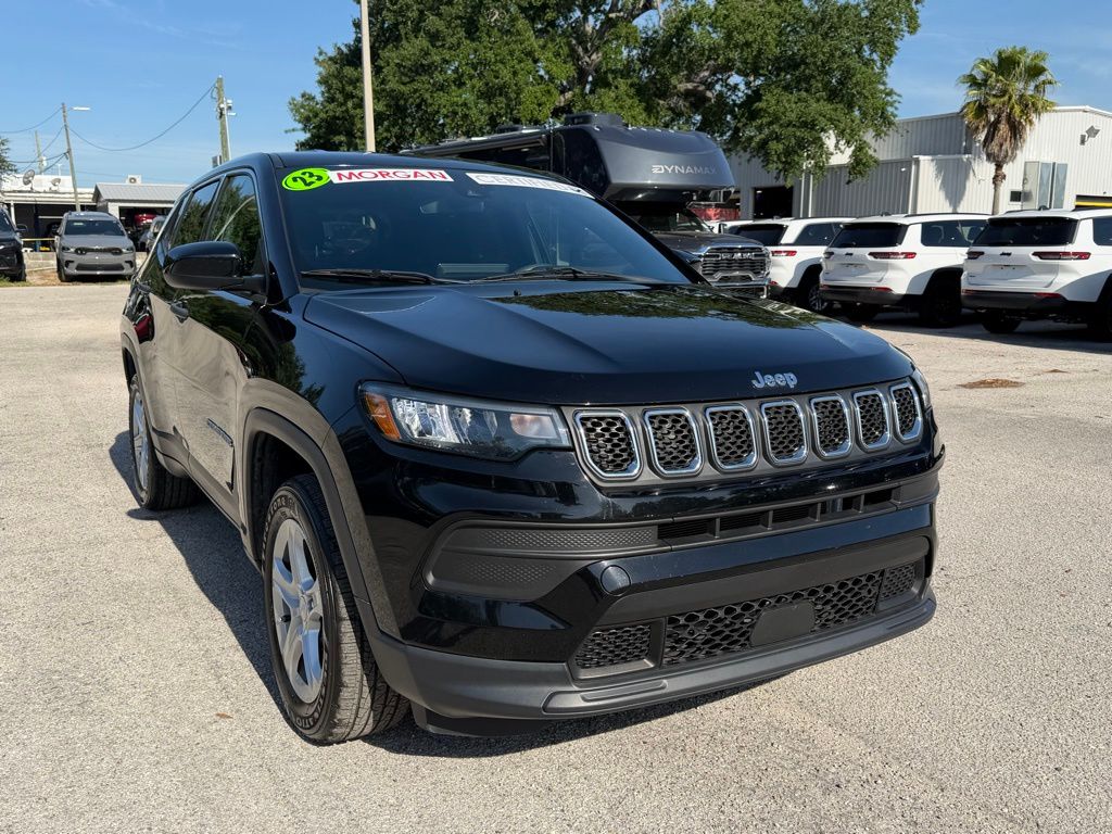 Diamond Black 2023 Jeep Compass SUV / Crossover Four-Wheel Drive 8-Speed Automatic