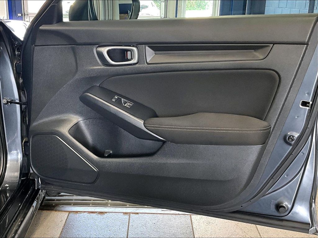 2023 Honda Civic — photo 12