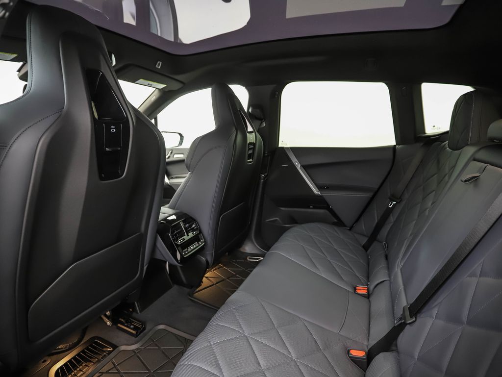 Thumbnail: 2026 BMW iX - 21