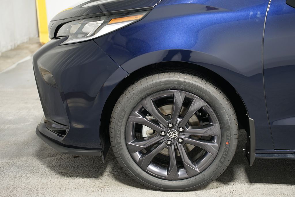 2025 Toyota Sienna XSE 5