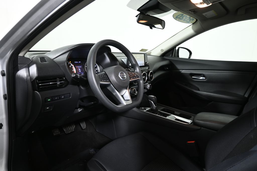 Thumbnail: 2020 Nissan Sentra - 15
