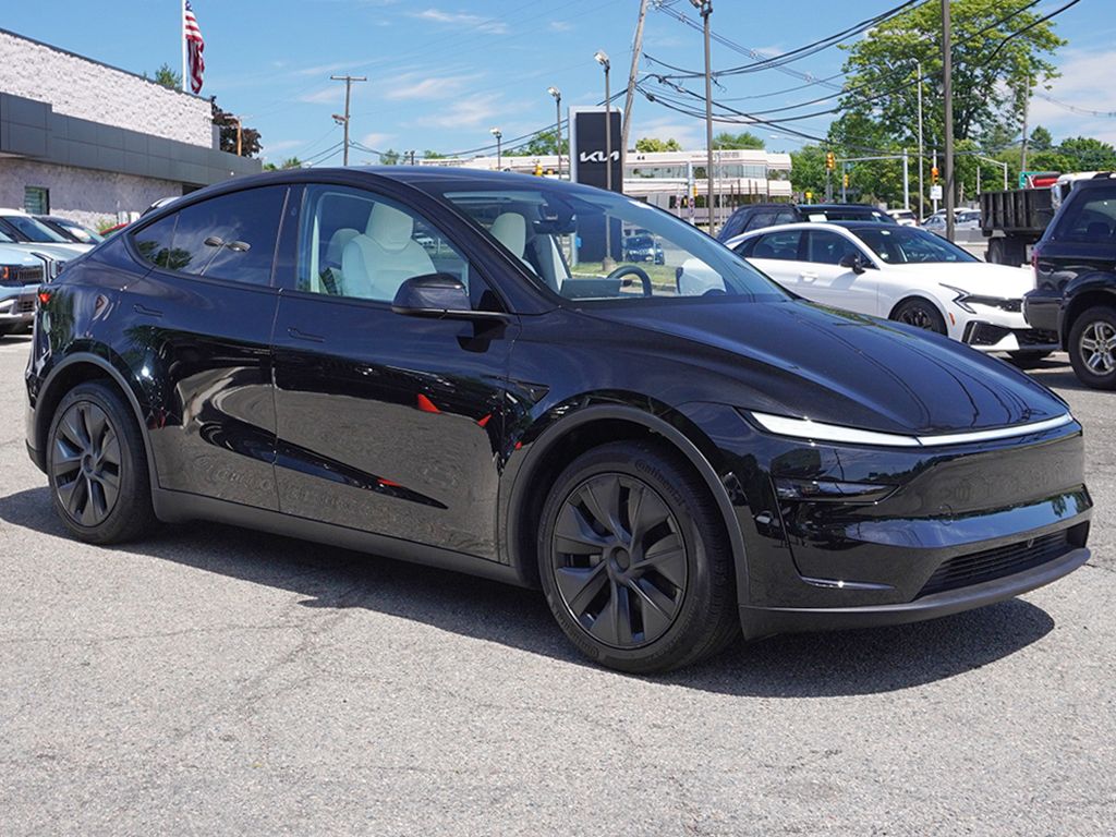 Used 2026 Tesla Model Y Long Range with VIN 7SAYGDEE5TF396185 for sale in Cleveland, OH