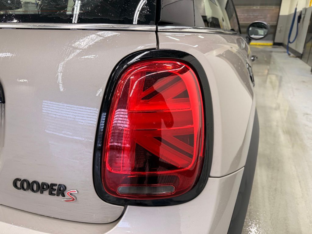 Thumbnail: 2022 MINI Cooper - 6