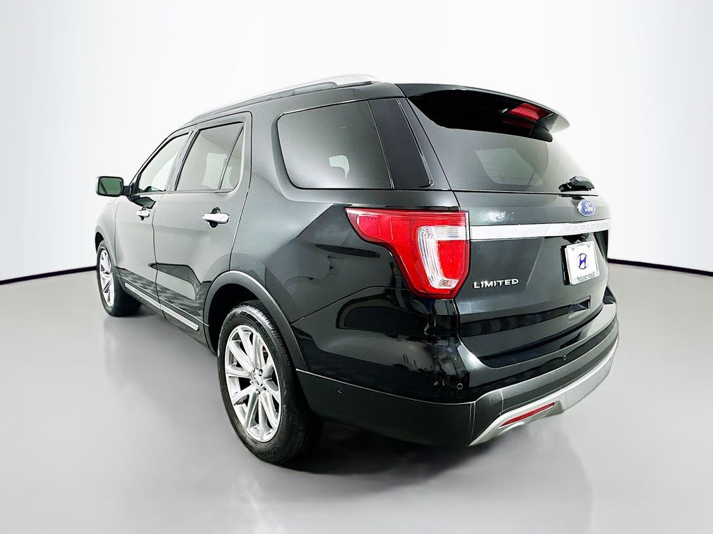 Thumbnail: 2017 Ford Explorer - 7