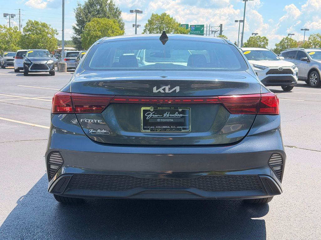2024 Kia Forte LXS Gravity Gray - Jim Hudson Acura - Image 9