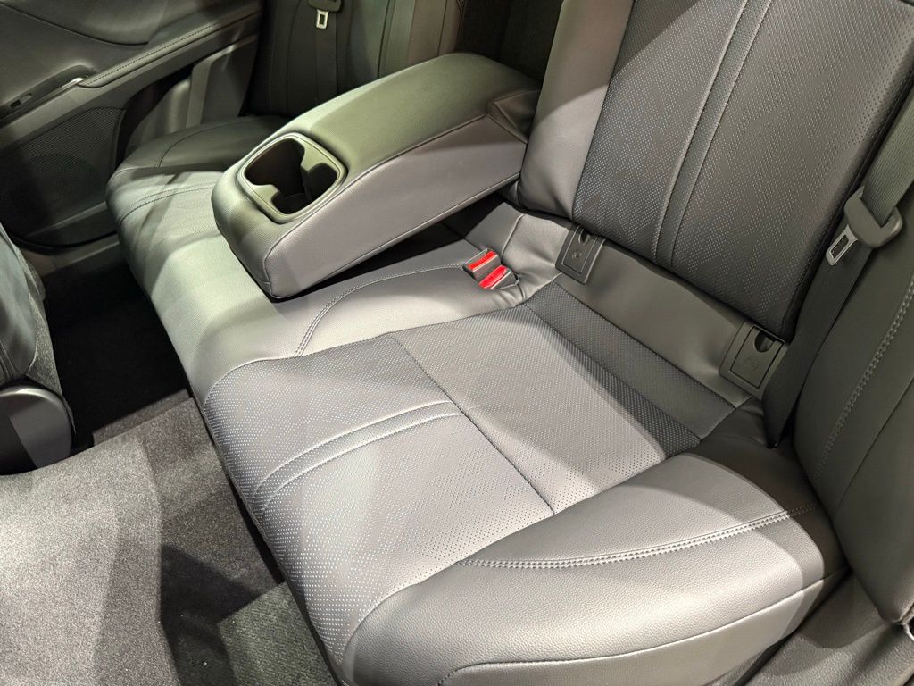 Thumbnail: 2026 Toyota Camry - 20
