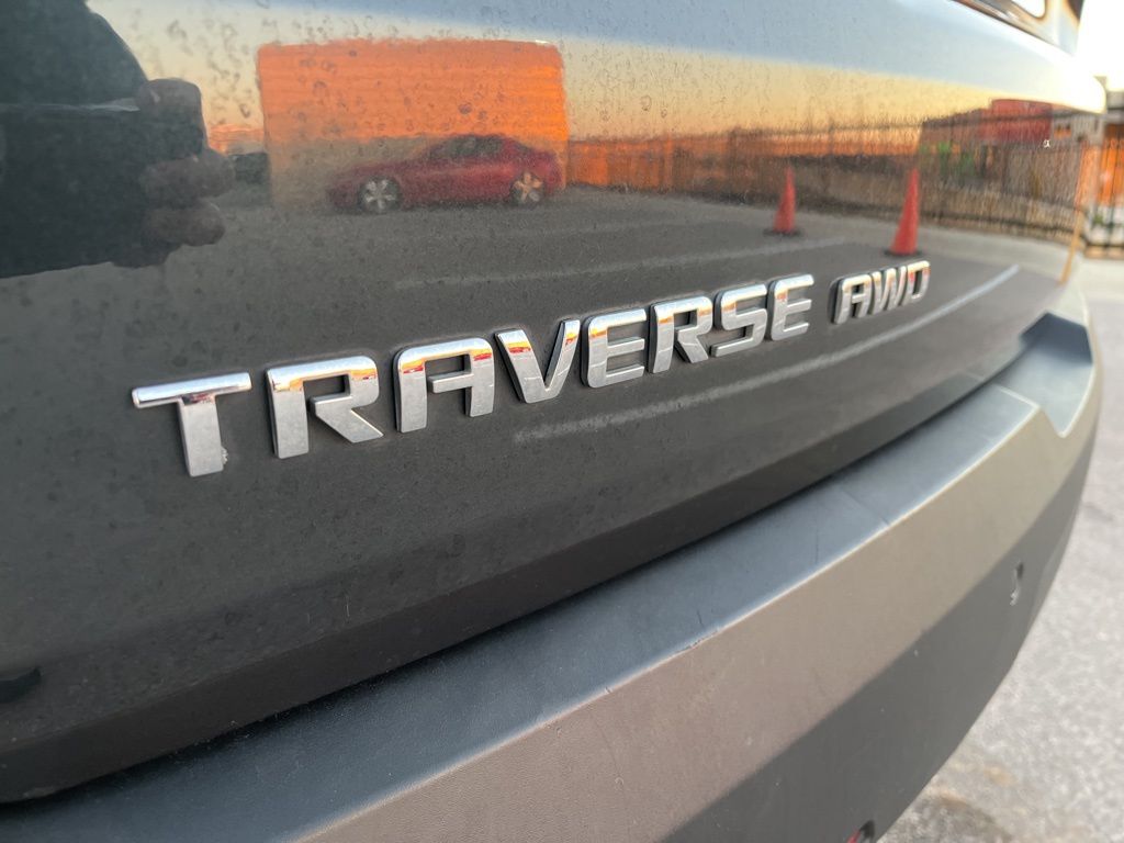 Thumbnail: 2020 Chevrolet Traverse - 8