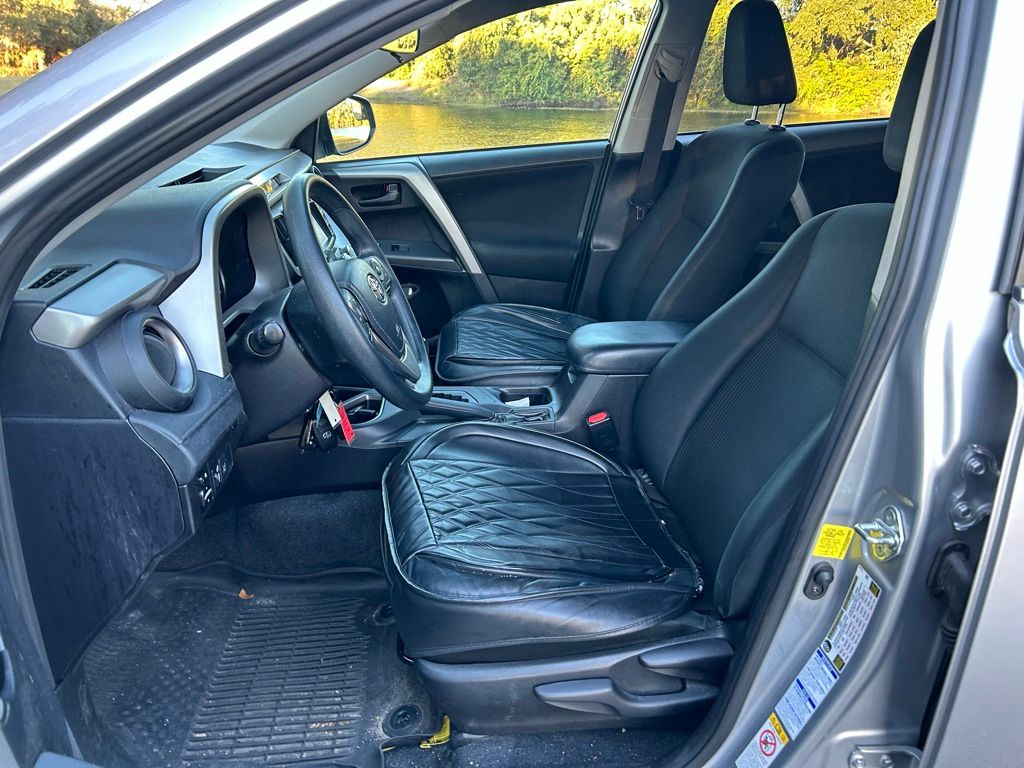 Thumbnail: 2017 Toyota RAV4 - 13