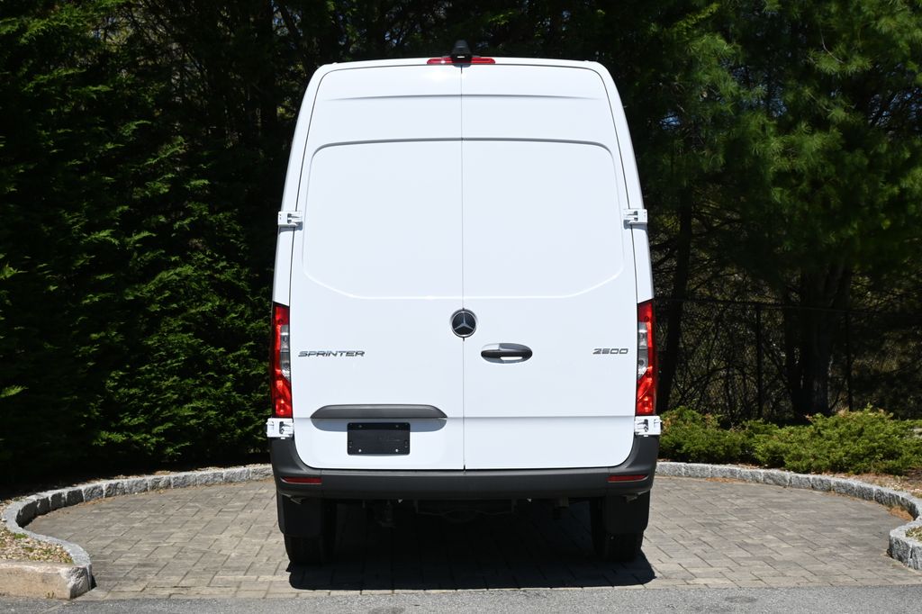 2025 Mercedes-Benz Sprinter 2500 6