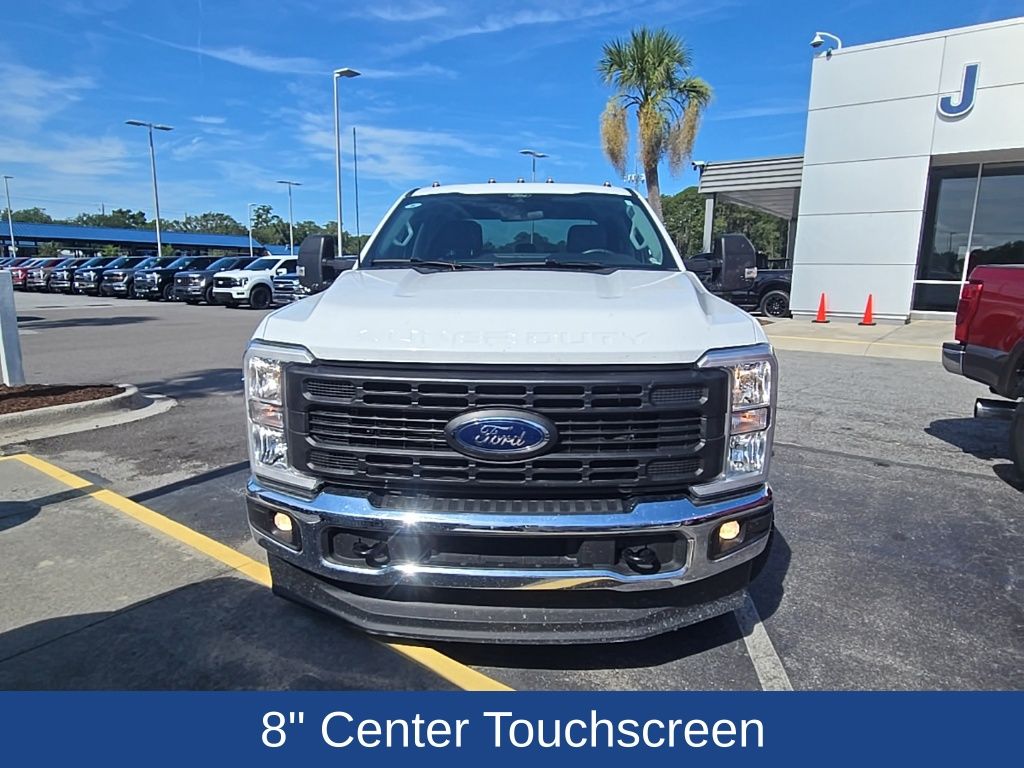 2025 Ford F-350 Super Duty XL
