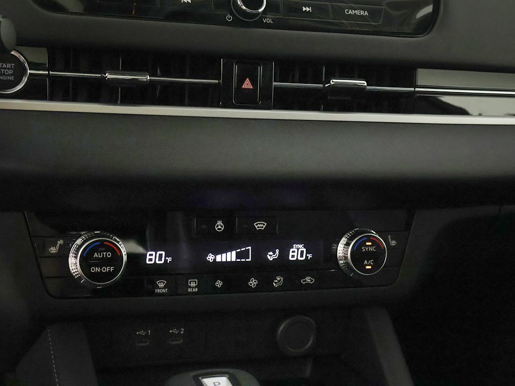New 2026 Black Mitsubishi SE image 48