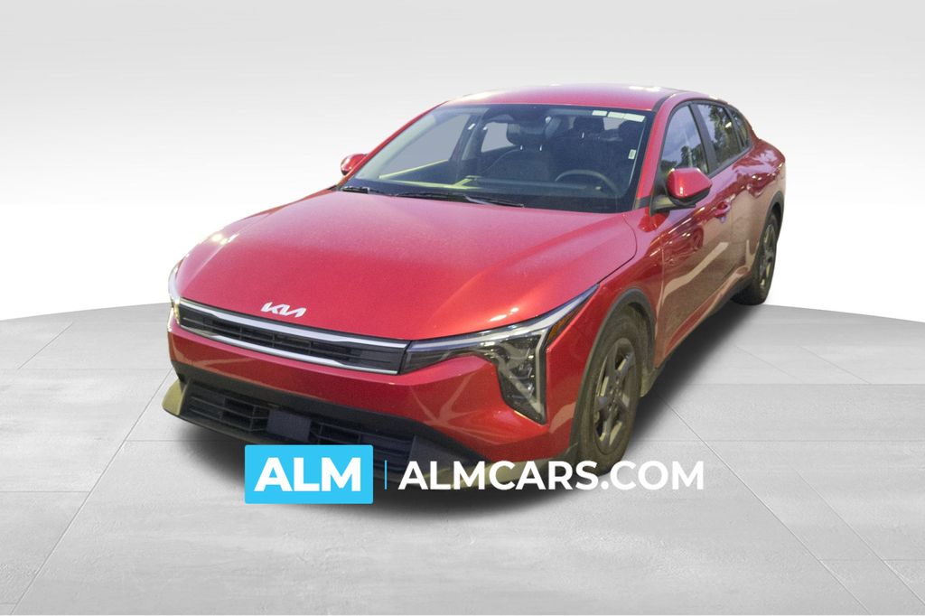 2025 Kia K4 LXS FWD