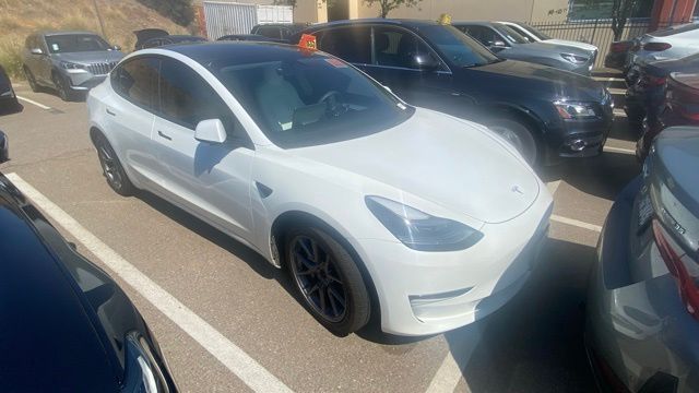 Thumbnail: 2023 Tesla Model 3 - 3