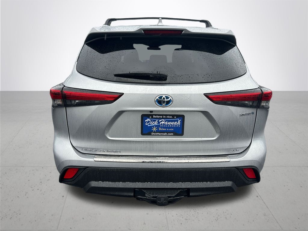 2023 Toyota Highlander Hybrid XLE