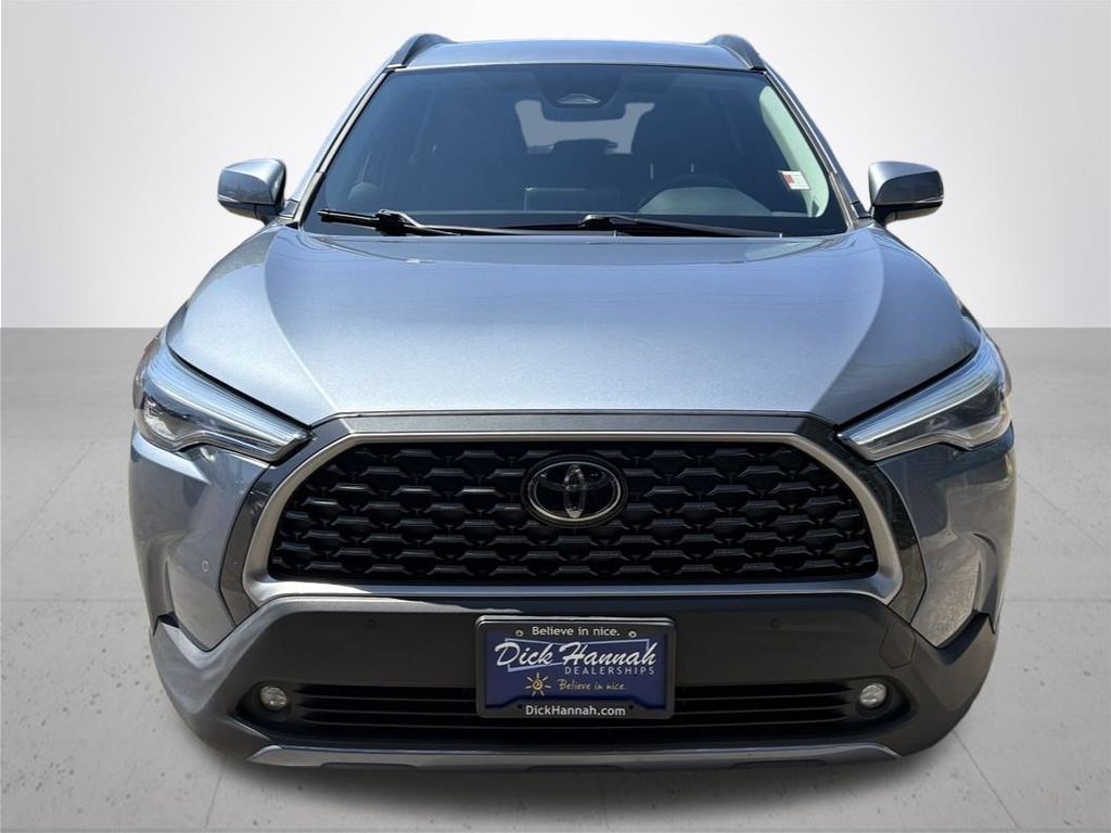2023 Toyota Corolla Cross XLE