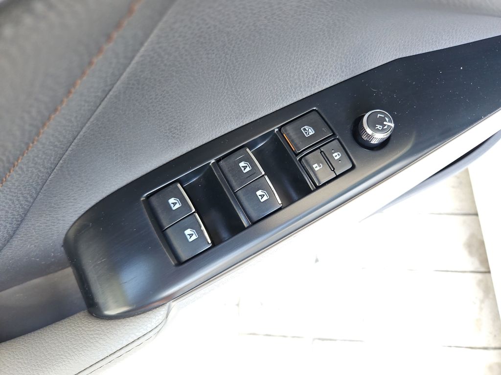 2018 Toyota Camry 29