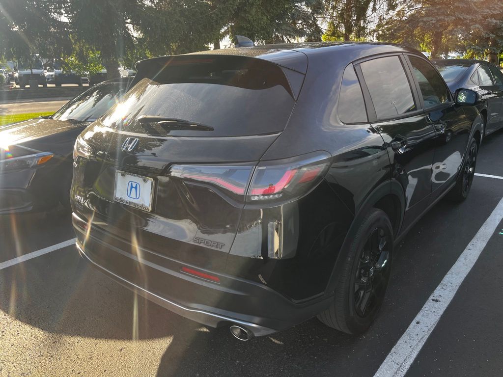 Thumbnail: 2024 Honda HR-V - 4