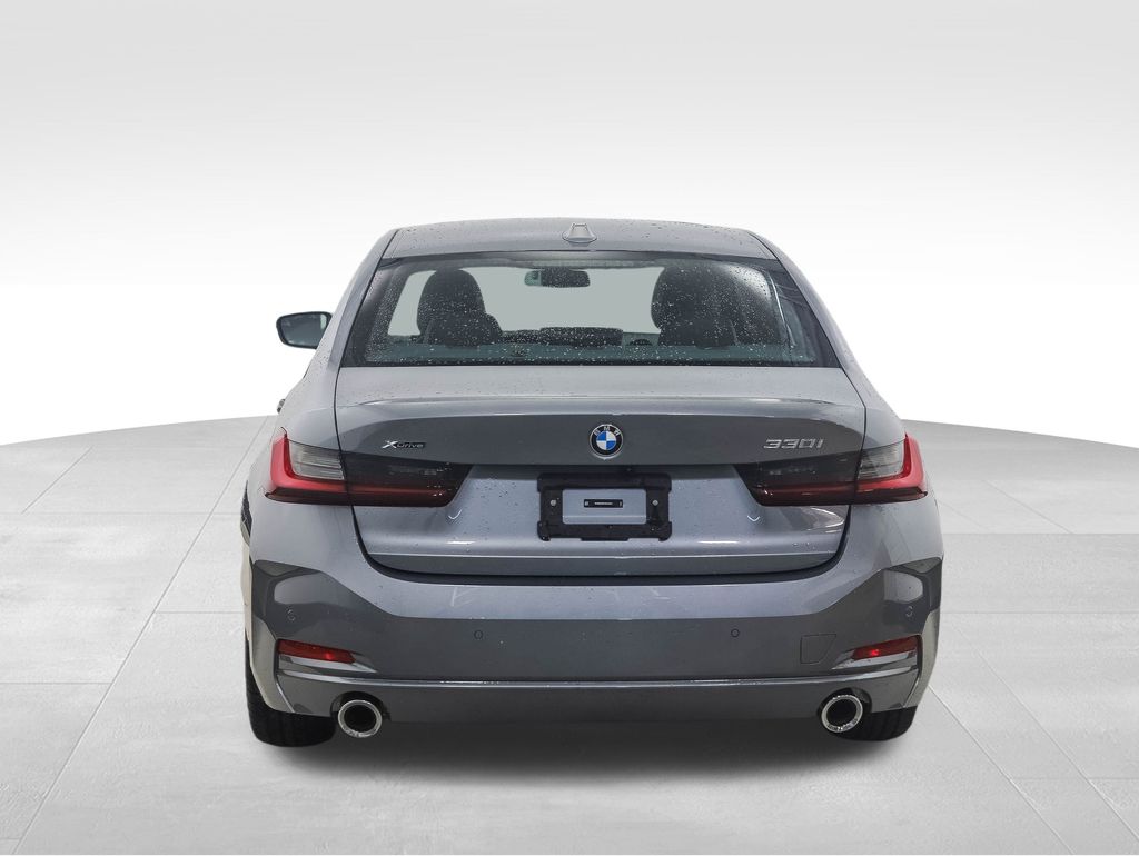 Thumbnail: 2025 BMW 3 Series - 4