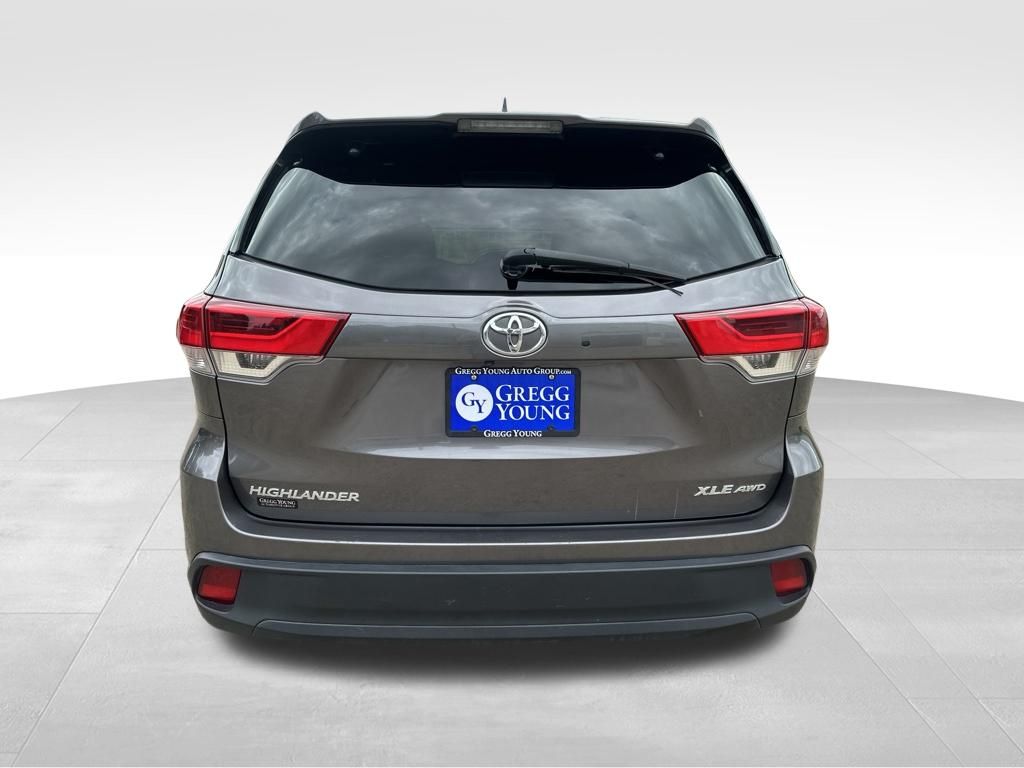 Used 2017 Toyota Highlander SUV