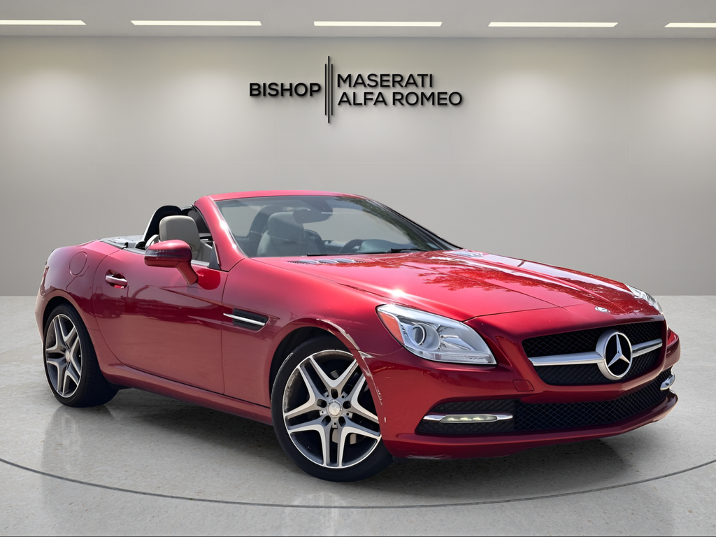 Mars Red 2016 Mercedes-Benz SLK Convertible Rear-Wheel Drive 9-Speed Automatic