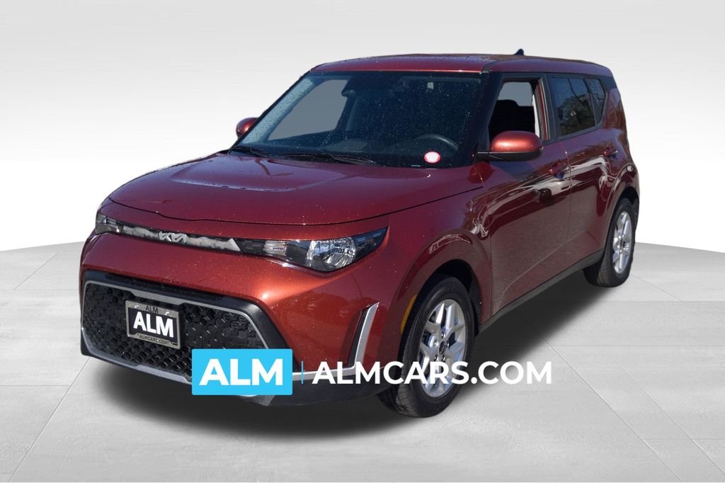 2024 Kia Soul LX FWD