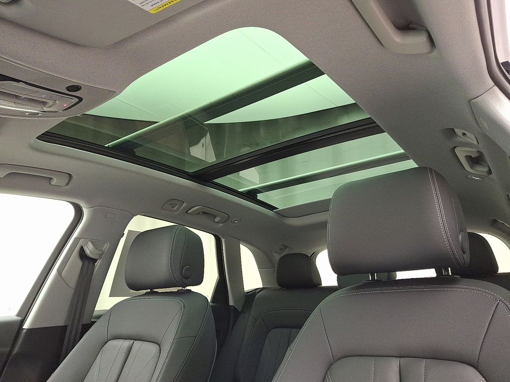 2025 Audi Q5 Premium 14