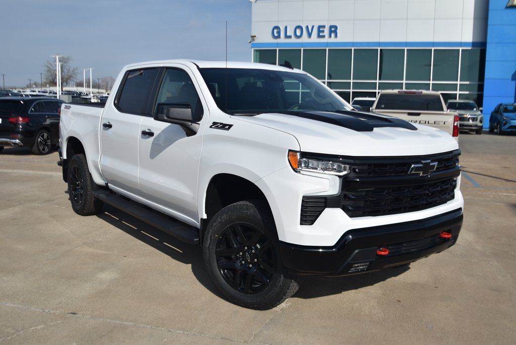 2026 Chevrolet Silverado 1500 LT Trail Boss Crew Cab 4WD