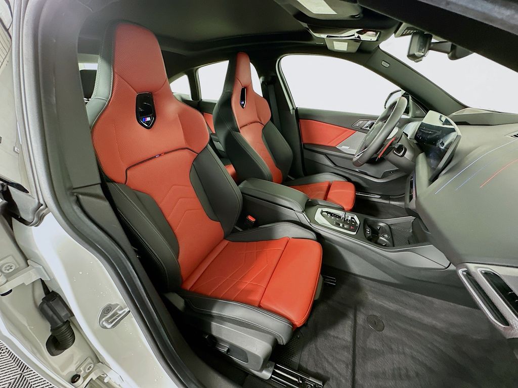 Thumbnail: 2025 BMW 2 Series - 27