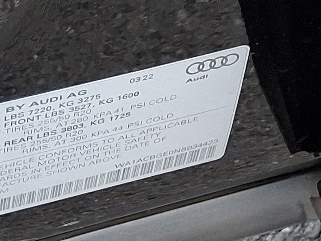 2022 Audi e-tron S Premium Plus 28