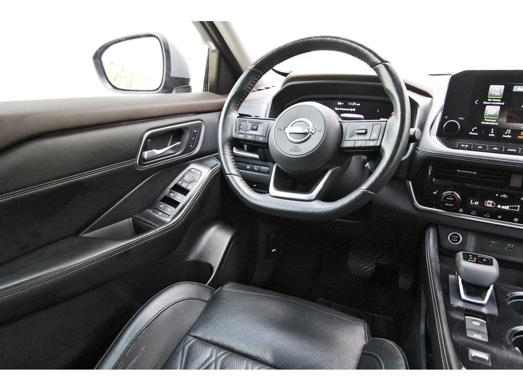 2022 Nissan Rogue Platinum - 7