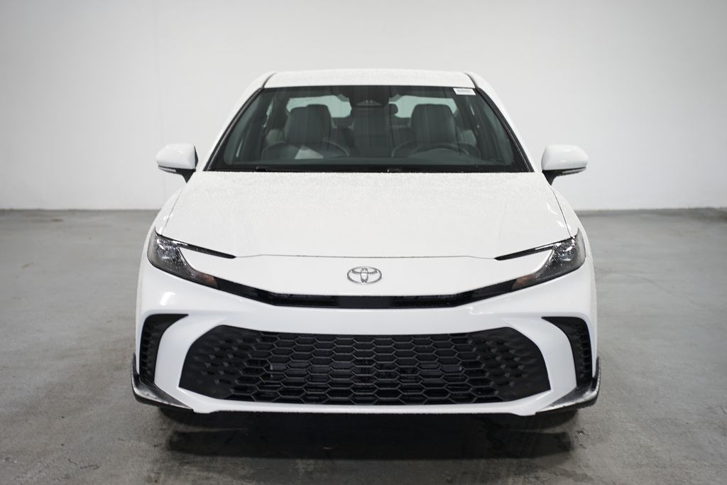 2025 Toyota Camry SE 2