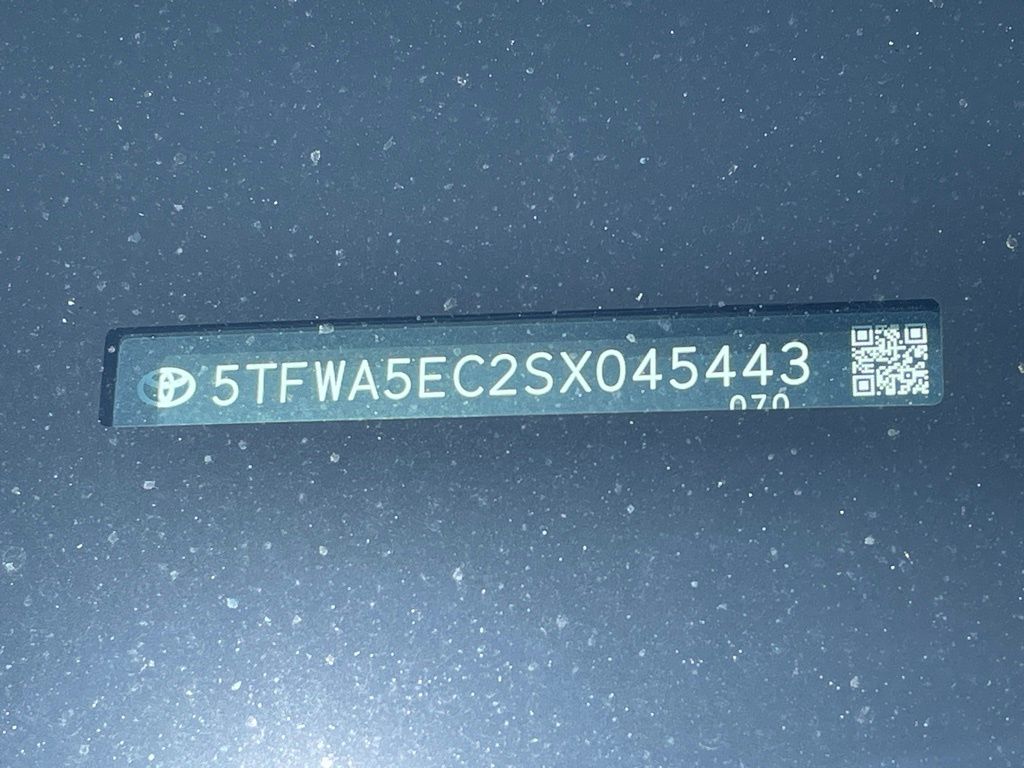 Thumbnail: 2025 Toyota Tundra - 2