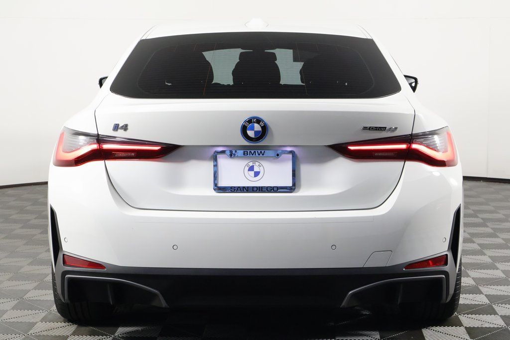 2023 BMW i4 eDrive40 5