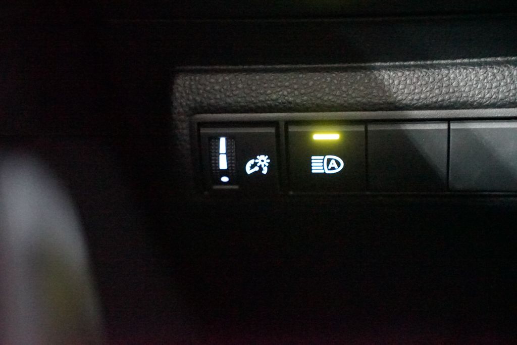 Thumbnail: 2026 Toyota Corolla - 23