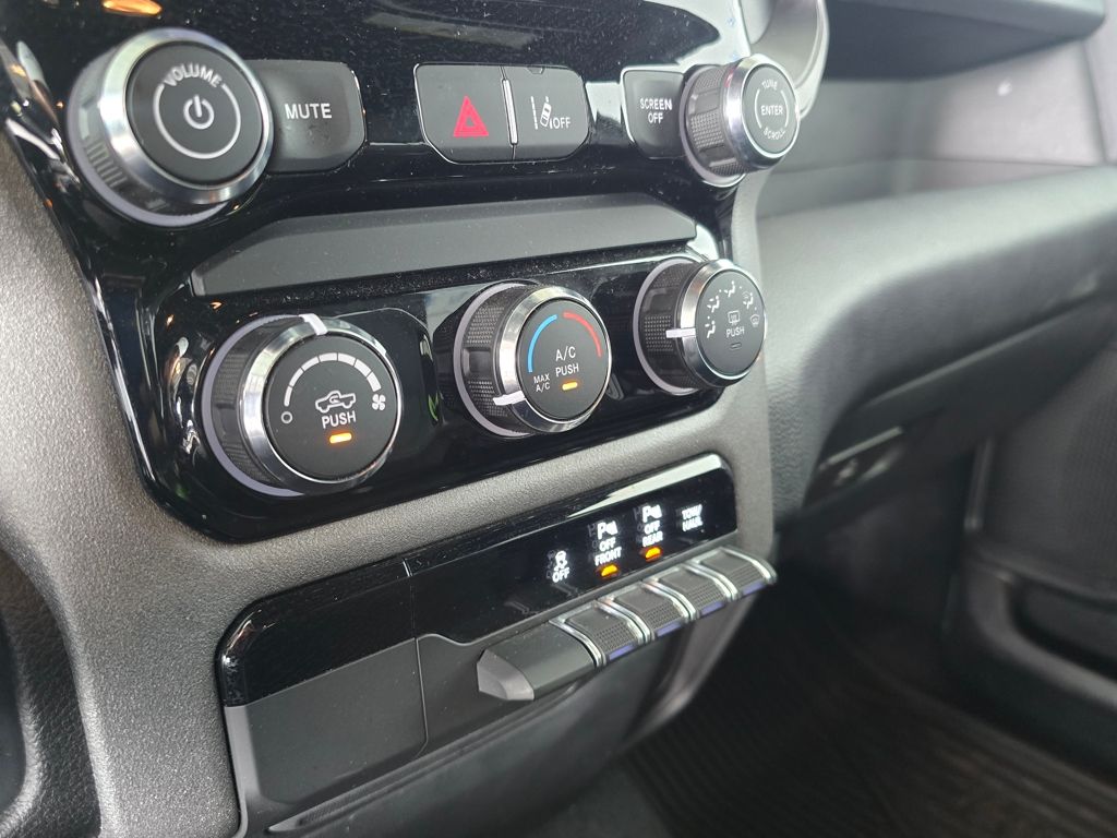 Thumbnail: 2025 RAM 1500 - 12