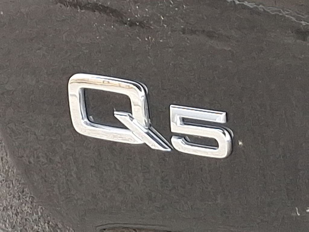 2024 Audi Q5 Premium 32
