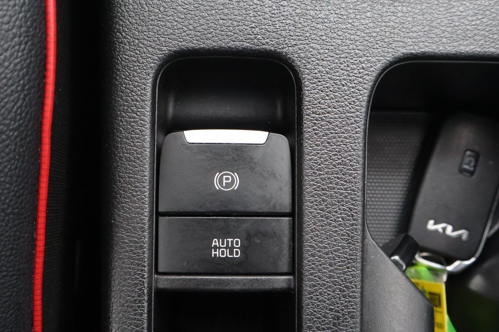 Thumbnail: 2023 Kia Forte - 22