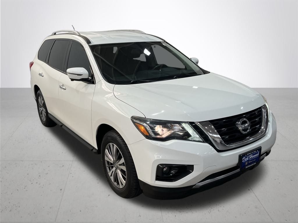 2018 Nissan Pathfinder SL