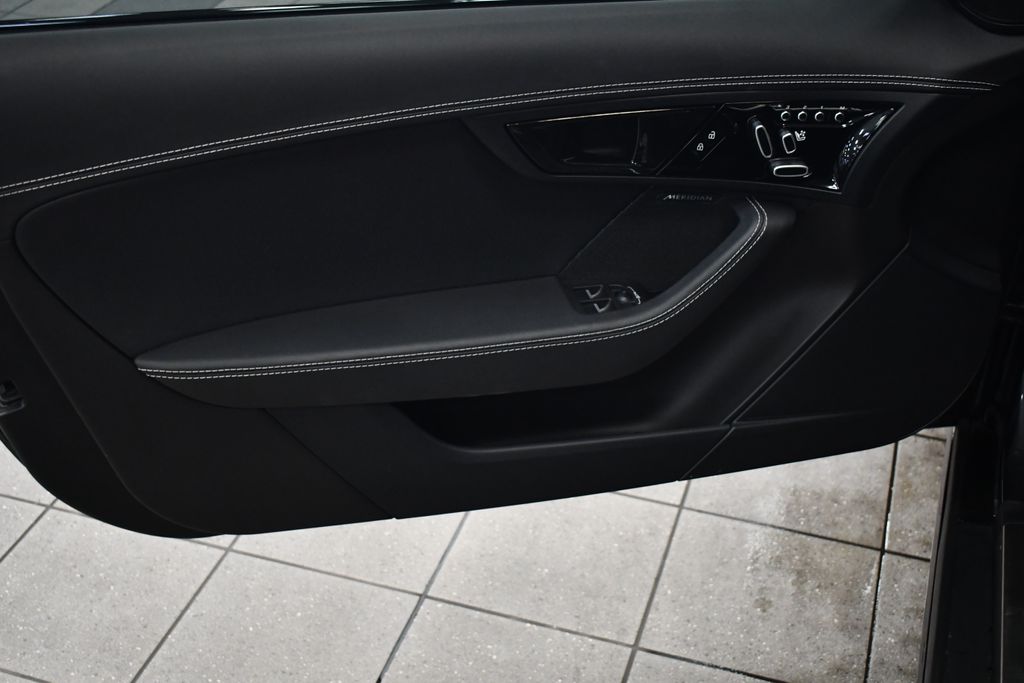 Thumbnail: 2024 Jaguar F-Type - 15