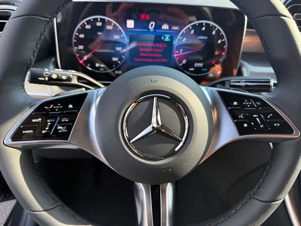 Thumbnail: 2027 Mercedes-Benz GLC - 28
