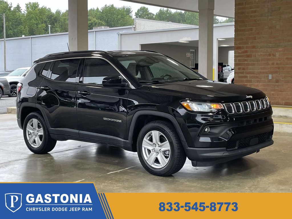 Diamond Black 2022 Jeep Compass SUV / Crossover Front-Wheel Drive 6-Speed Automatic