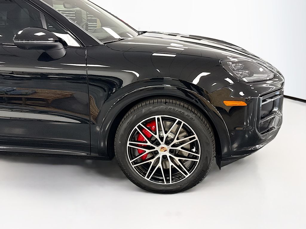 Thumbnail: 2026 Porsche Cayenne - 11